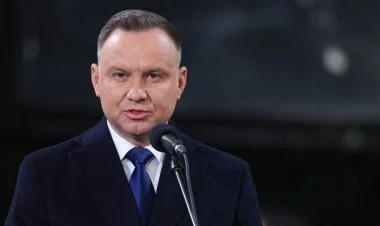 Polşa Prezidenti Lukaşenkoya görə ailə şəkilinə qatılmadı