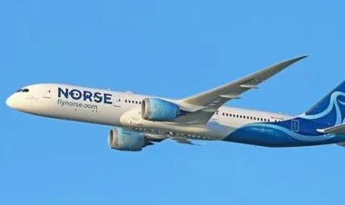 Norveç təyyarəsi Heydər Əliyev Aeroportuna təcili eniş edib