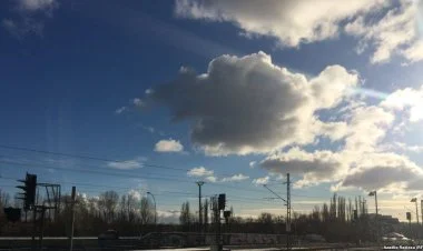 Ölkə ərazisində hava yağmursuz keçib