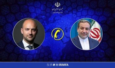 İrana sanksiya tələb edən Fransa əlaqələri möhkəmləndirir