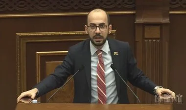 "Bizi  başqalarına məxsus olanı sevməyə məcbur etdilər"