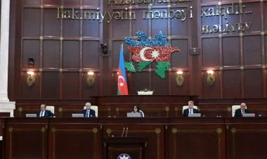 Parlamentdə dövlət büdcəsinin müzakirələri davam edir