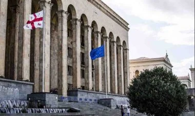 Gürcüstan parlamentində qırmızı təhlükəsizlik səviyyəsi