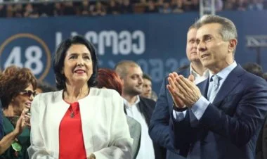 İki sevdalının cəzası var...
