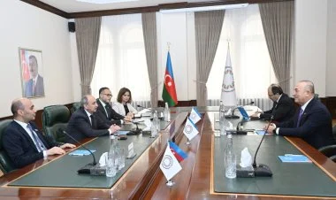 M.Çavuşoğlu QAİ rəhbərliyi ilə görüşüb