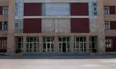 Bakıda məktəbdə şagird şagirdə kəsici alətlə xəsarət yetirib