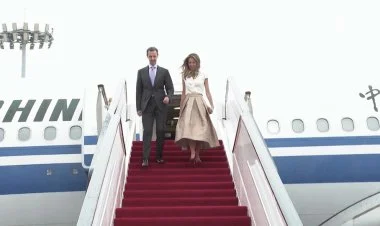 Əsəd sağdır və  ailə üzvləri ilə Moskvaya gəlib