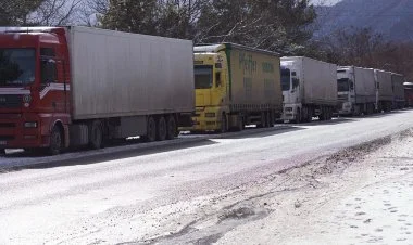 Ermənistanı Rusiya ilə birləşdirən yol bağlanıb