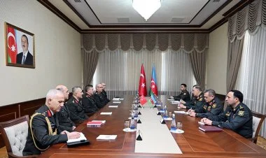 Baş Qərargah rəisi Türkiyə nümayəndə heyətilə görüşüb VİDEO