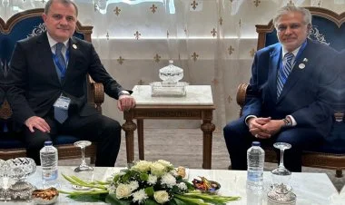 Azərbaycan və Pakistan xarici işlər nazirləri görüşüb