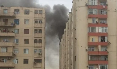 Saray qəsəbəsində çoxmərtəbəli binada yanğın baş verib