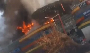 Rusiyada ticarət mərkəzində güclü partlayış: 1 ölü, 7 yaralı