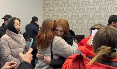 Qəzadan sağ çıxan ekipaj üzvləri Bakıdadır