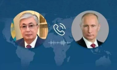 Tokayev təyyarə qəzası ilə bağlı Putinlə telefonla danışıb