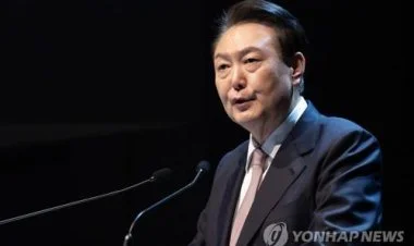 Cənubi Koreyada ölkə Prezidenti barədə həbs qərarı