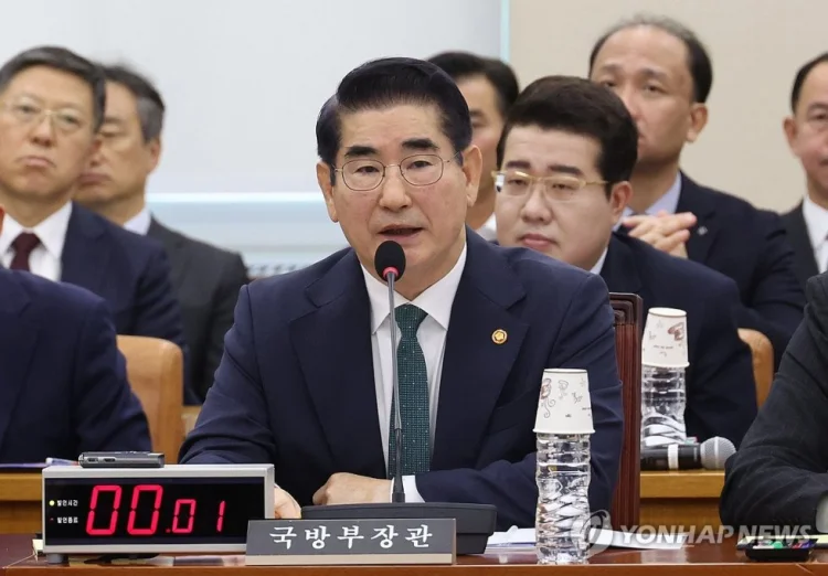 Cənubi Koreyanın müdafiə naziri istefa verib