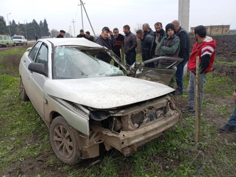 Cəlilabadda yol qəzası olub, ölən və xəsarət alan var