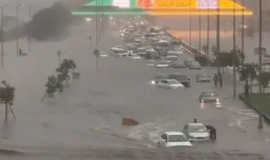 Məkkə və Mədinəni su basıb FOTO