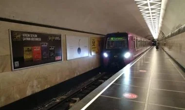 Metroda relsin üzərinə düşən şəxs reanimasiyadadır