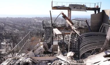 ABŞ-da baş verən meşə yanğınları Los-Ancelesi külə çevirir