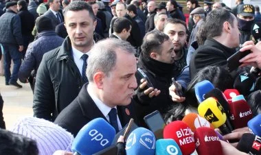 "Ermənistanın real addımlarında ciddi çatışmazlıq görürük"