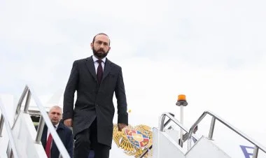 Ararat Mirzoyan sabah Moskvaya gedəcək