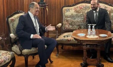 Rusiya Bakı və İrəvana kömək etmək istəyir