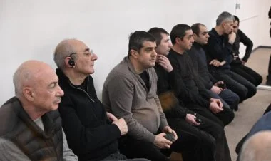 Ermənilərin məhkəməsi davam edir FOTO