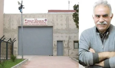 Millət vəkilləri həbsxanada Öcalanla 4 saat danışıq aparıb