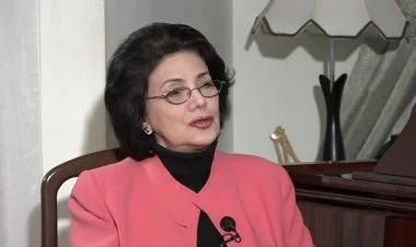 Firəngiz Əlizadə yenə Bəstəkarlar İttifaqının sədri seçilib