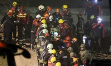 Konyada çökən binanın altında qalan 3 nəfər xilas edilib