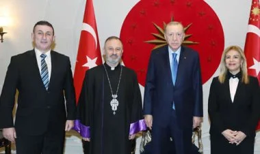 Ərdoğan Erməni Katolik İcmasının ruhani lideri ilə görüşüb