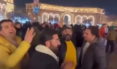 İrəvanın mərkəzində "Qarabağ" mahnısı ifa edildi VİDEO