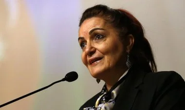 Aygün Attar erməni əsilli türk siyasətçini sərt tənqid edib
