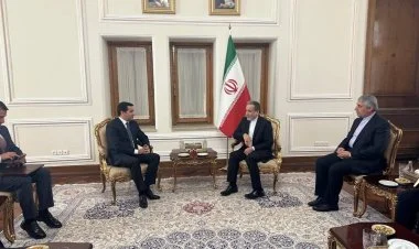 Hikmət Hacıyev  Abbas Əraqçi ilə görüşüb