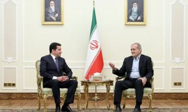 Məsud Pezeşkian Tehranda Hikmət Hacıyevi qəbul edib