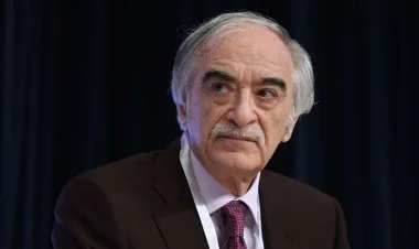 Polad Bülbüloğluna "Vətənə xidmətə görə" ordeni verilib