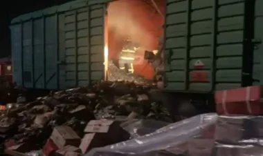 Hacıqabul stansiyasında yük vaqonuda yanğın baş verib FOTO