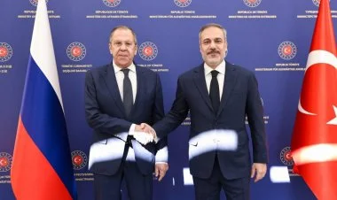 Türkiyə və Rusiya XİN rəhbərləri görüşüb YENİLƏNİB