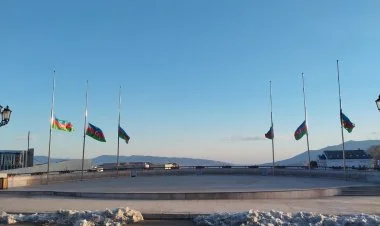 Xankəndi, Xocalı, Ağdərədə bayraqlar yarıya qədər endirilib