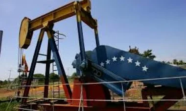 ABŞ martın 1-dən Venesuela ilə neft sazişini ləğv edəcək