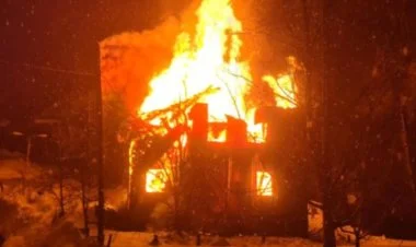 Gürcüstanda məscid yanıb