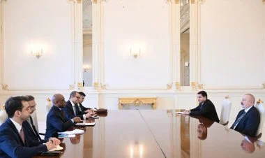 İlham Əliyev D-8 İƏT Baş katibini qəbul edib