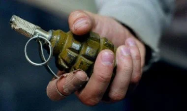 Əlində qumbara partlayan gəncin barmaqları amtuasiya olundu