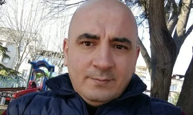 Erməni blogeri İlham Əliyevdən siyasi sığınacaq istəyir