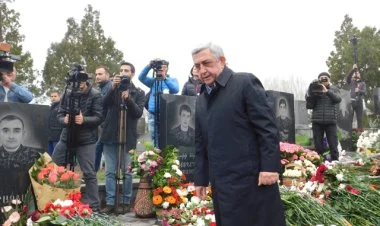 Serj Sarkisyan "Yerablur" qəbiristanlığının ərazisini satıb