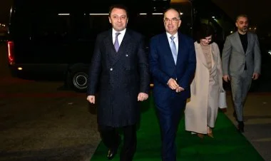 Albaniya Prezidenti Azərbaycana işgüzar səfərə gəlib