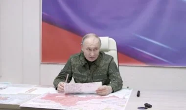 Putin Ukrayna ordusunun hücumundan sonra ilk dəfə Kurskda