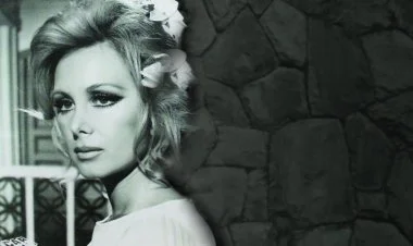 Türk kinosunun əfsanəsi vəfat etdi