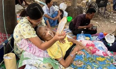 Myanma 7,7 ballıq zəlzələdən sonra FOTOREPORTAJ